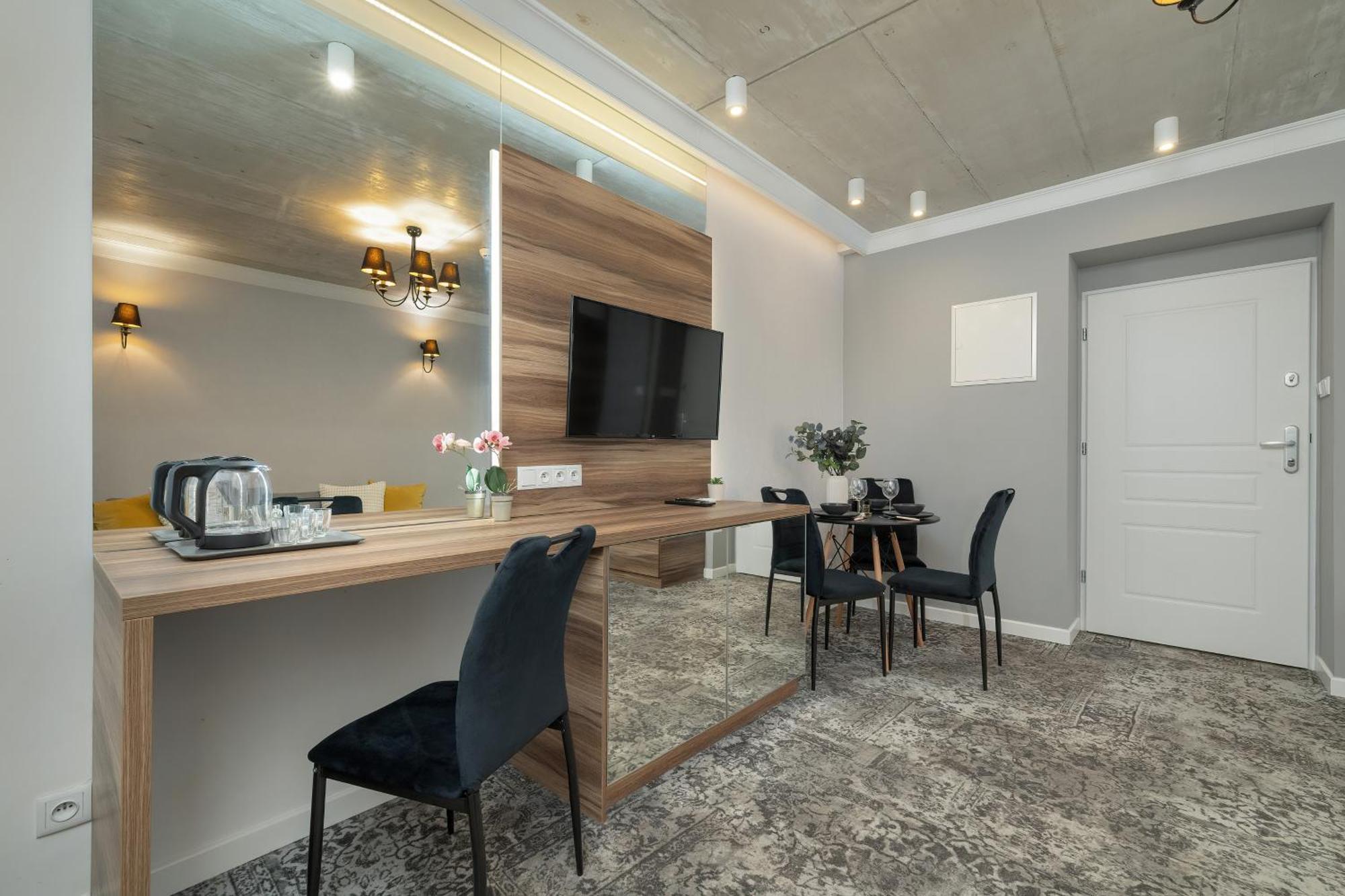 Modern & Comfy Apartment Rakowicka 6 Cracow By Renters Cracovia Esterno foto
